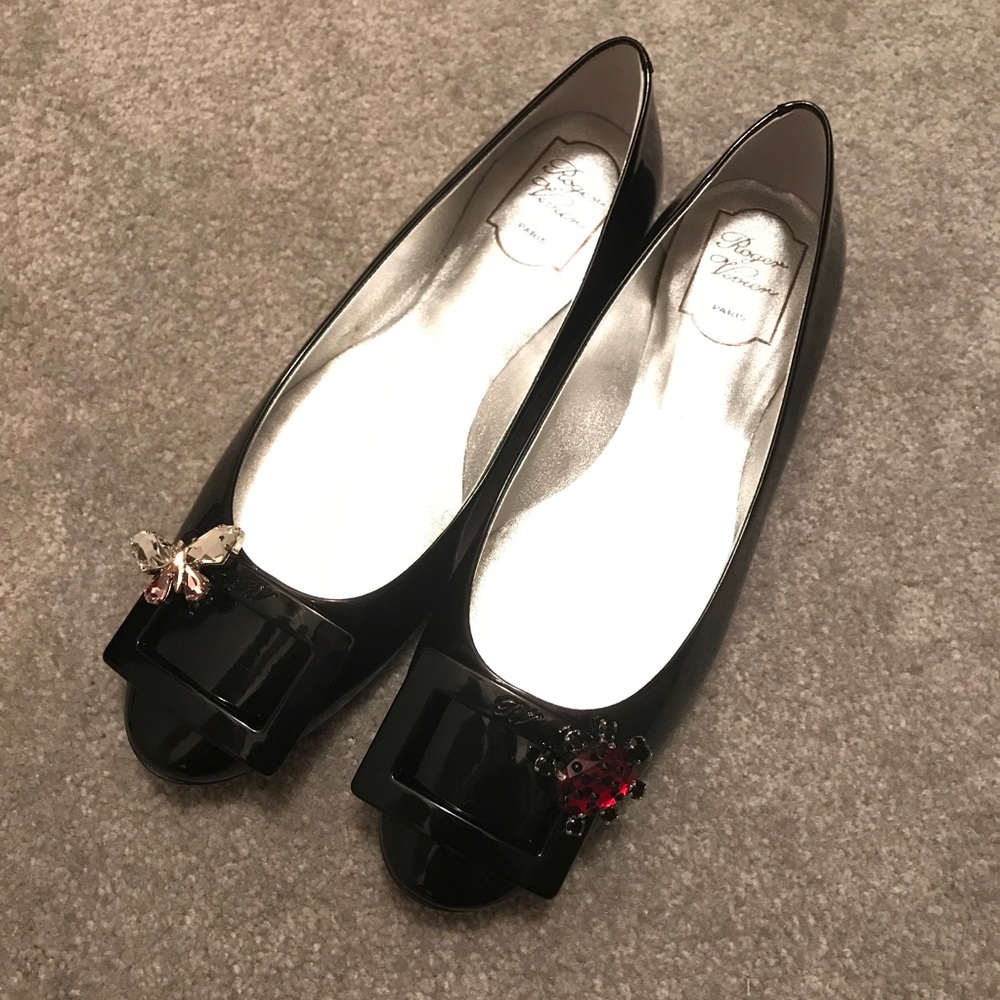 🚫SOLD🚫Roger Vivier GommetteJewelsBuckle Flat SZ9